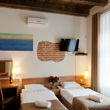 Pergamin Apart-hotel 3*