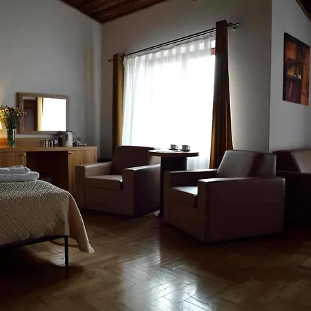 Pergamin 4* Cracovie