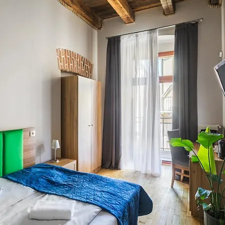 Aparthotel Pergamin 3*