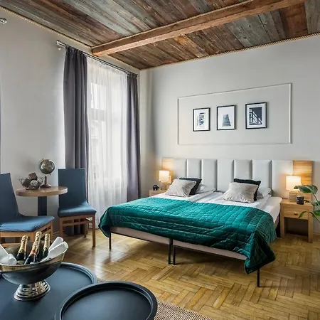 Pergamin 3* Cracovia