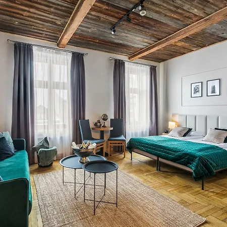 Aparthotel Pergamin 4*