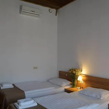 Pergamin Aparthotel 3*