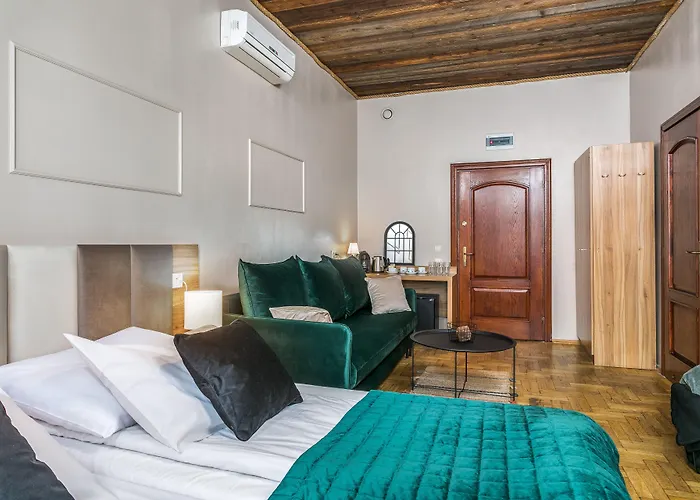 Pergamin Aparthotel 4*